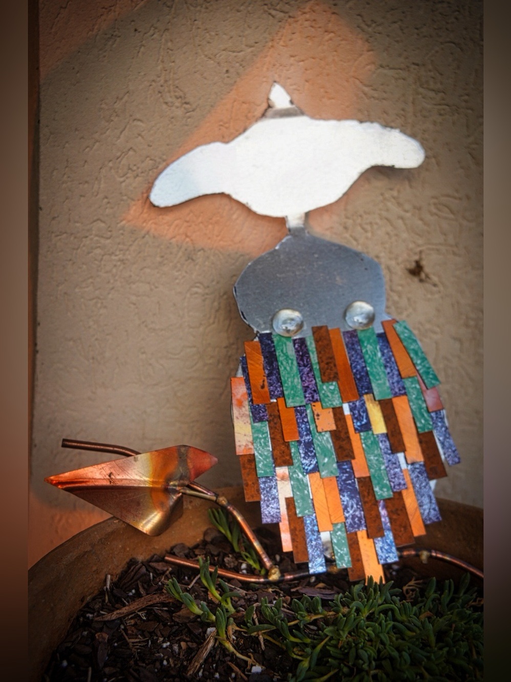 Metal Owl Garden Art – For Parts / As Is – Colorful Scrap Metal Bird Sculpture - Picture 6 of 6